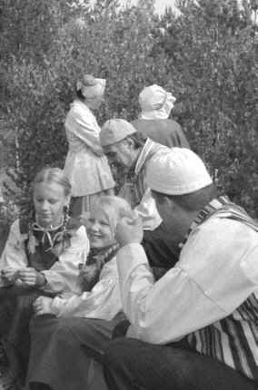 Kertoja.jpg (34412 bytes)